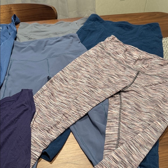 Workout bundle !!! - Picture 2 of 3